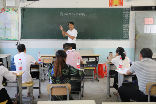 道县2019年下半年教育专任教师人才引进面试在我校举行