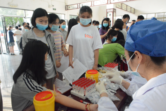 送检入校，为我校高考学子打开便捷通道