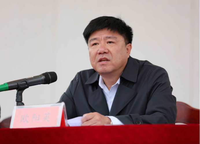 育人树才 德育为先