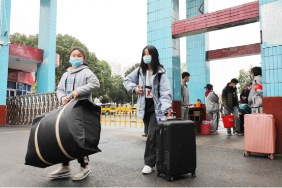 开学日，师生顺利返校！